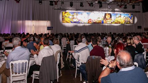 Mille adhérents et salariés d’Arterris ont fêté ensemble le dixième anniversaire de la création du groupe, le 14 juin, à Castelnaudary (Aude). © O. BOUCHARD/ARTERRIS